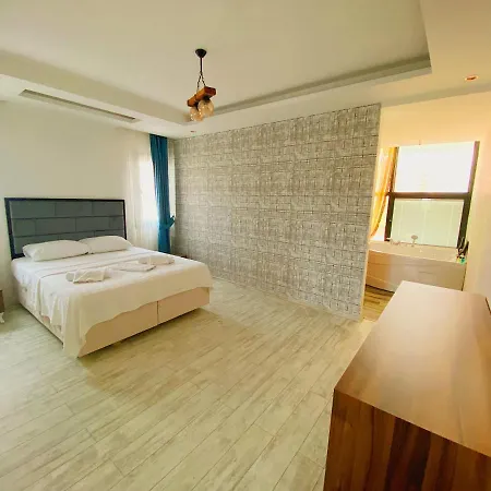 Vm Mersin Otel *